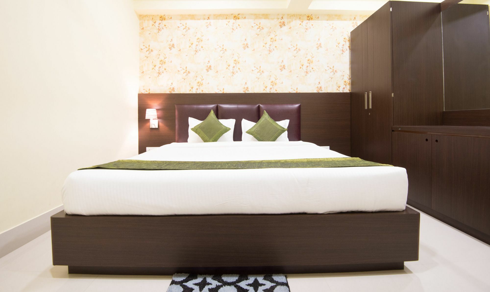 Treebo King's Court Chandrasekharpur 3* Bhubaneswar