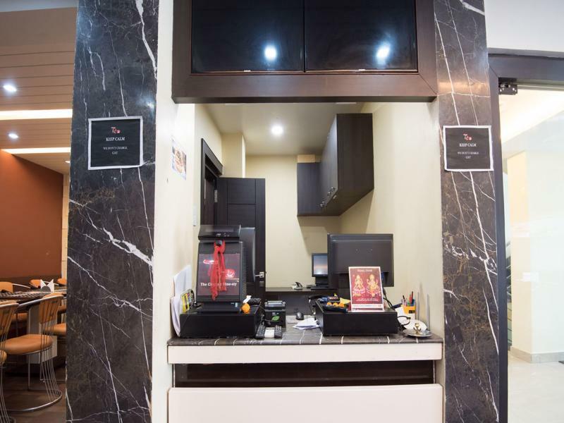 Treebo King's Court Chandrasekharpur Hotel