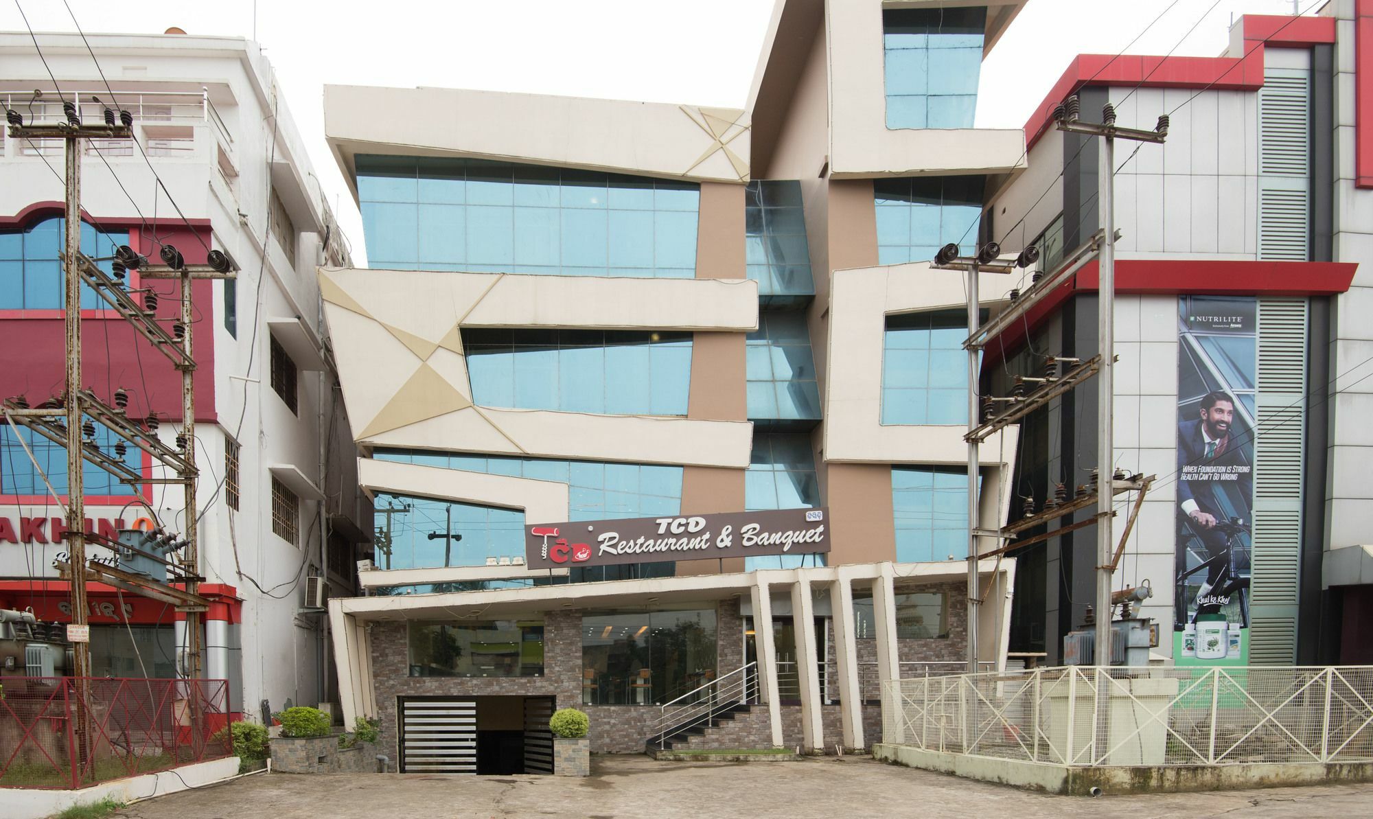 Treebo King's Court Chandrasekharpur